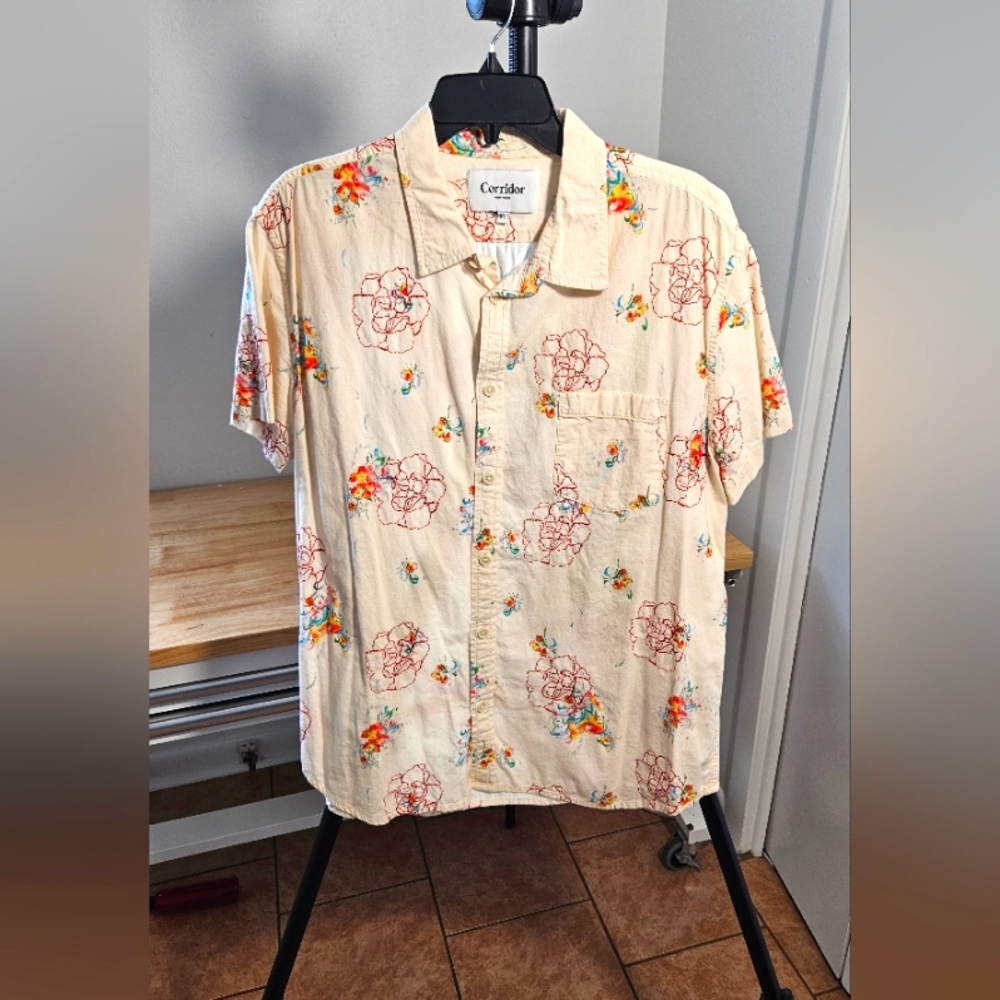 Corridor Men's Floral Casual Button Down Shirt - Cream